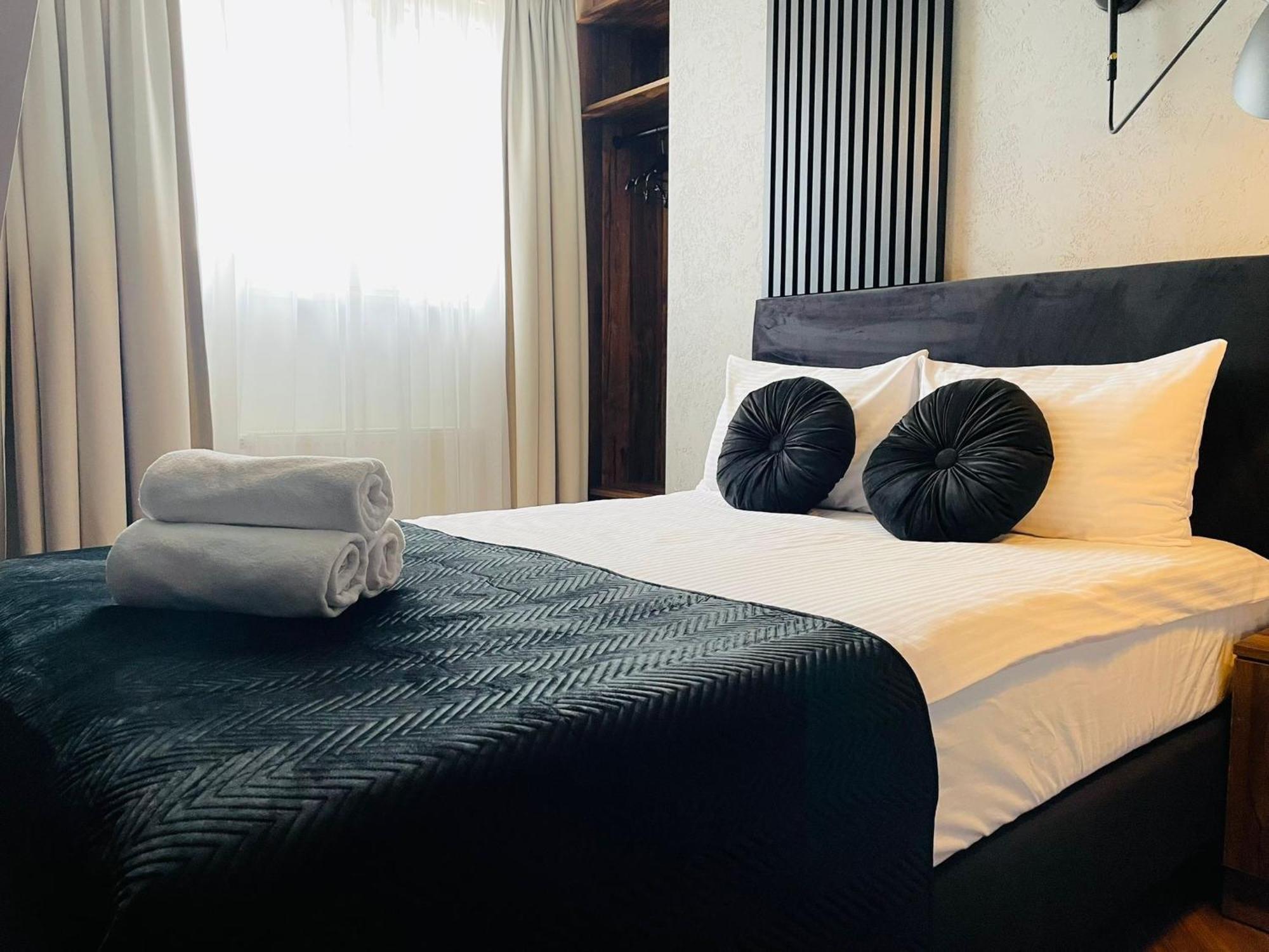 Hotel Millennium Przasnysz Exteriör bild